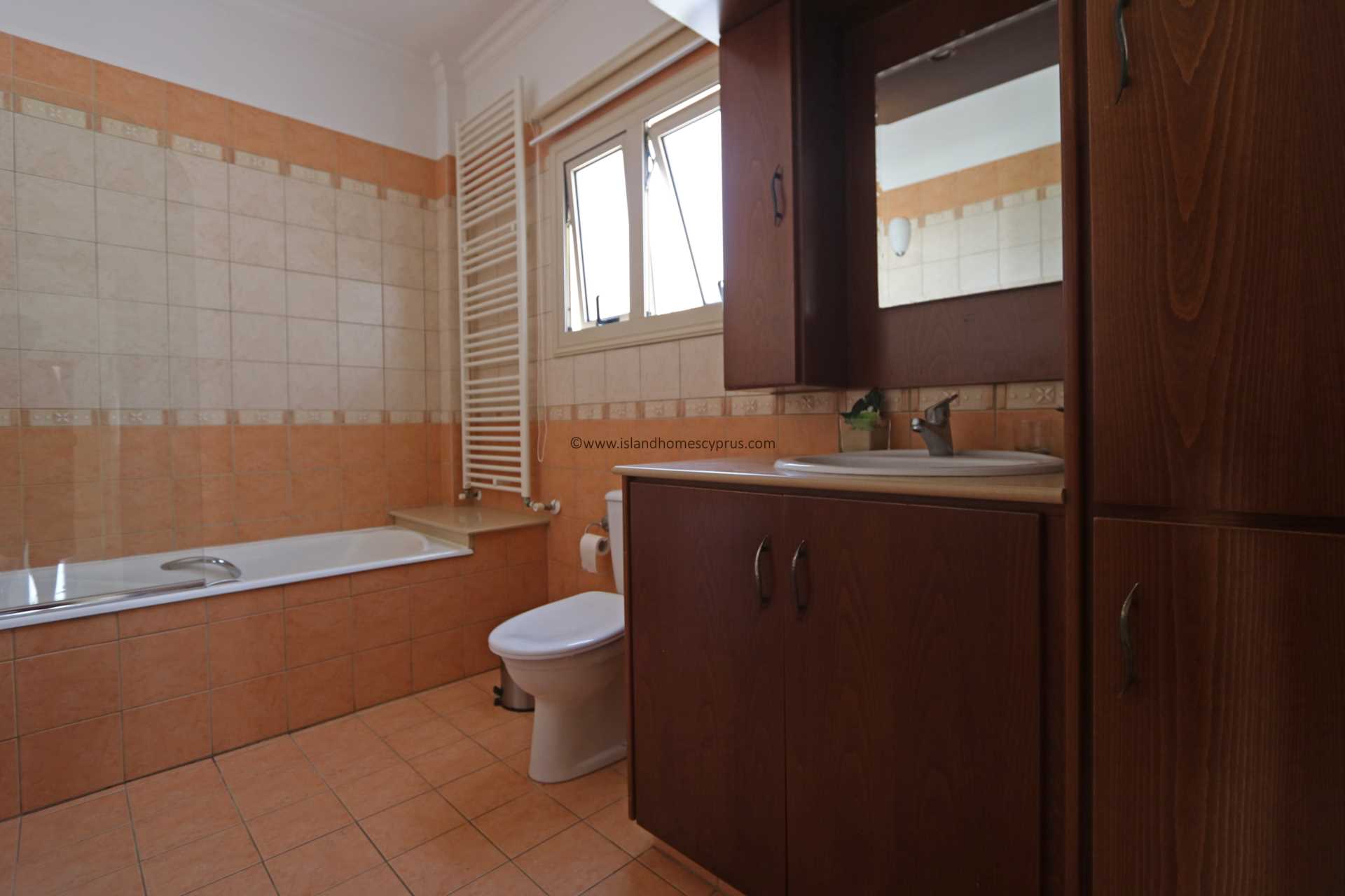 6 Bed, HouseFor Sale, Paralimni, Famagusta