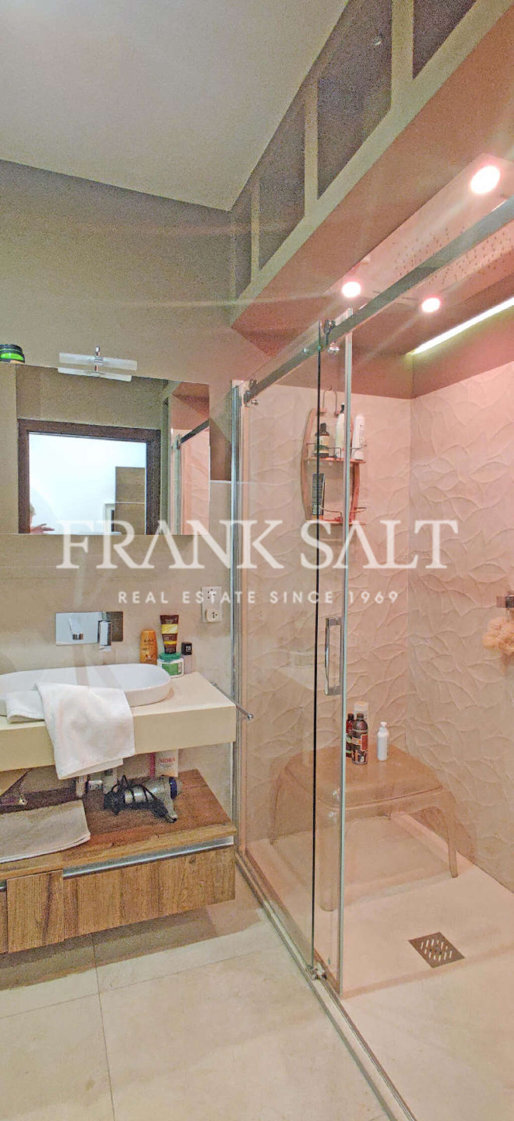 3 Bed, ApartmentFor Sale, Pender Gardens, Malta