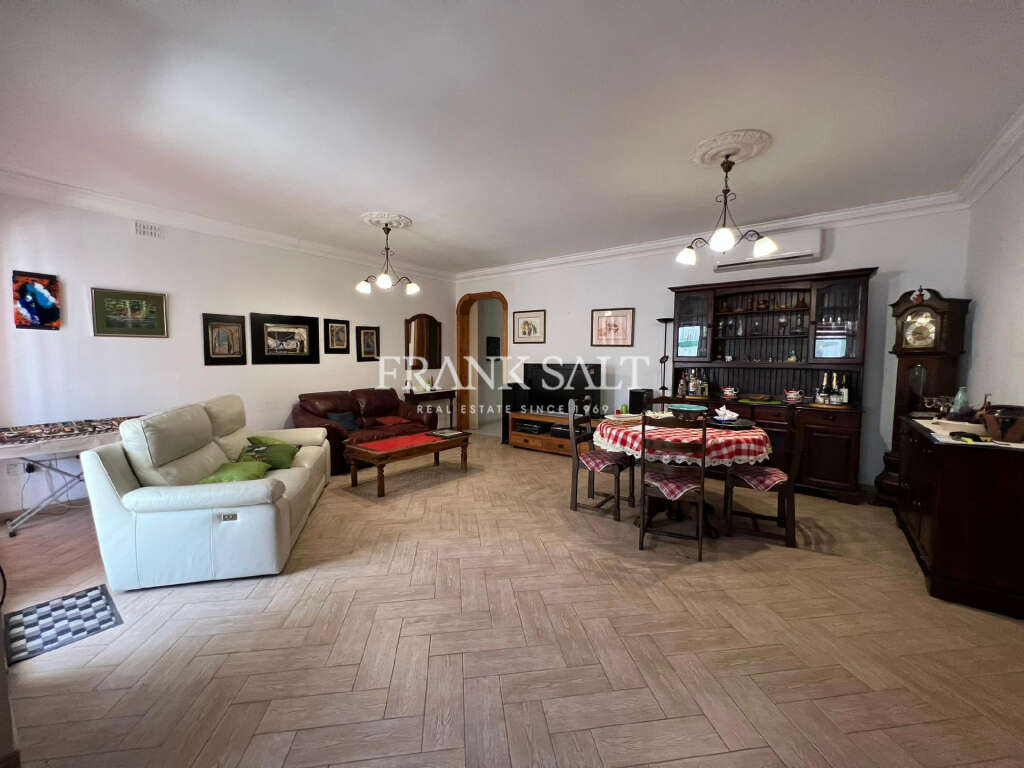 3 Bed, ApartmentFor Sale, Qawra, Malta