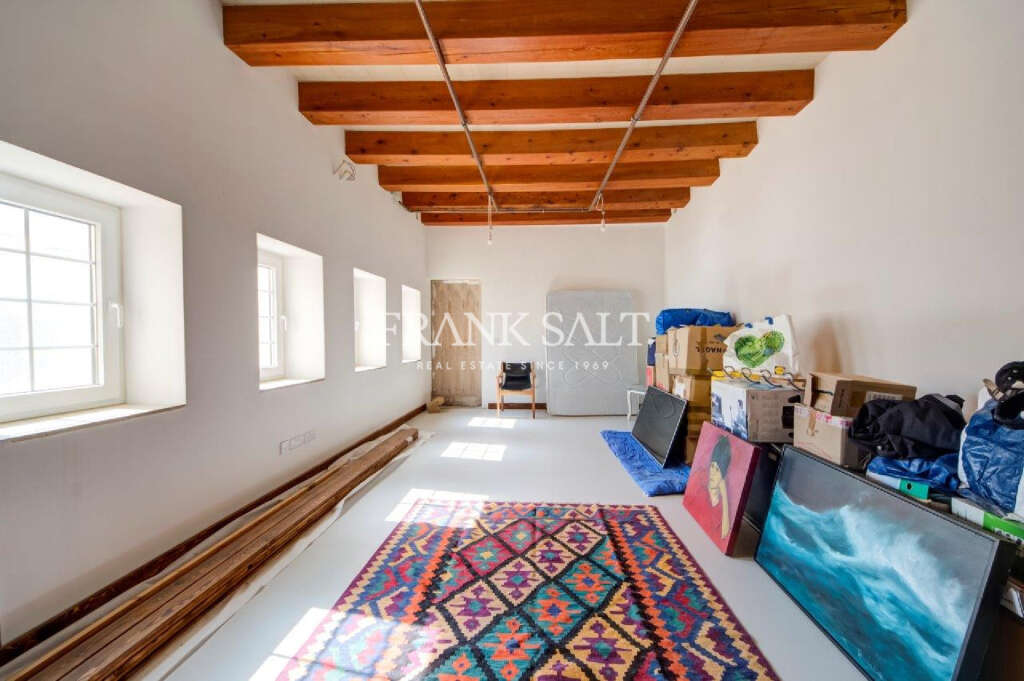 6 Bed, HouseFor Sale, Zabbar, Malta