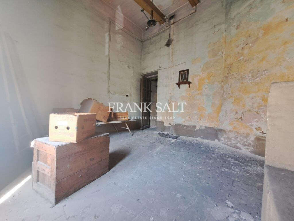 Commercial Property, For Sale