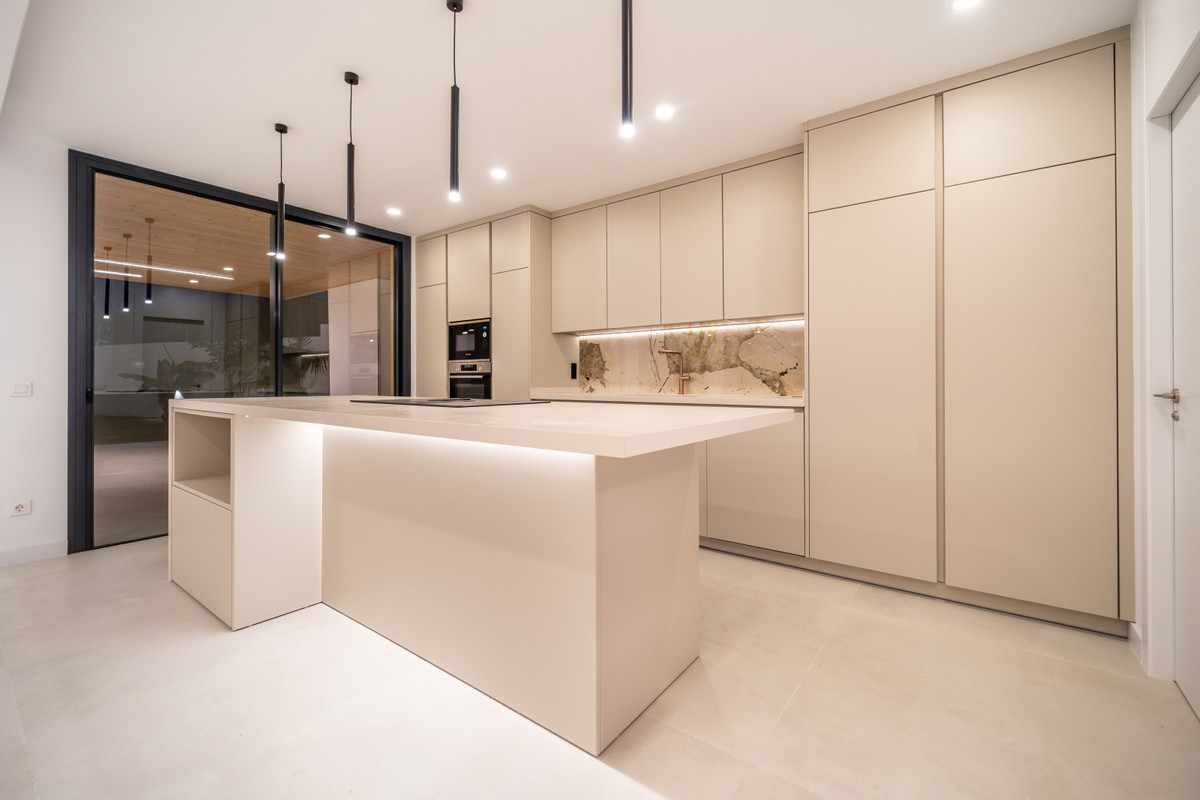 5 Bed, HouseFor Sale, La Capellania, Malaga