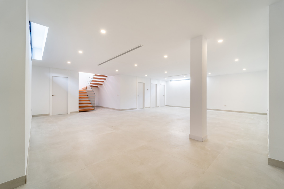 5 Bed, HouseFor Sale, La Capellania, Malaga