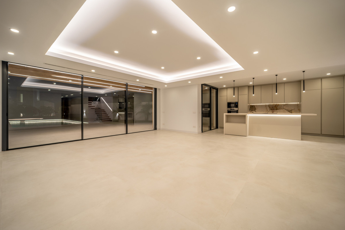 5 Bed, HouseFor Sale, La Capellania, Malaga