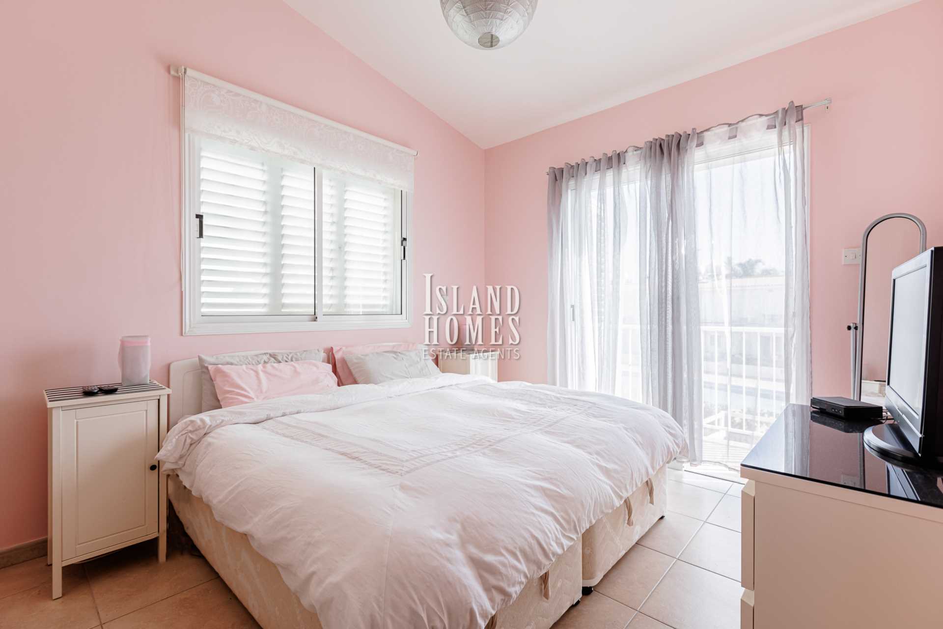 Paralimni, Famagusta, 2 Bedrooms Bedrooms, ,For Sale,AnM103 - OPF