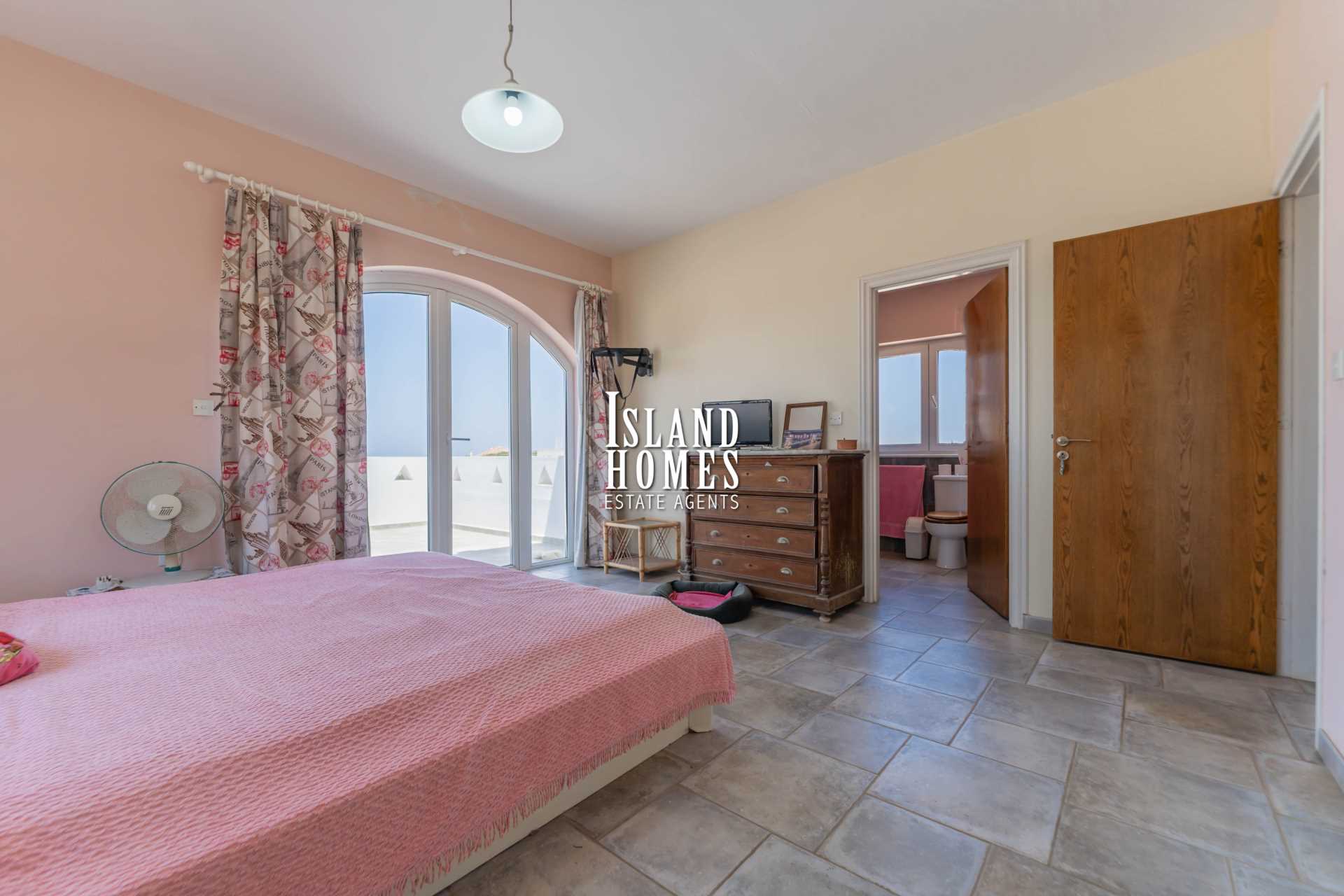 4 Bed, HouseFor Sale, Deryneia, Famagusta