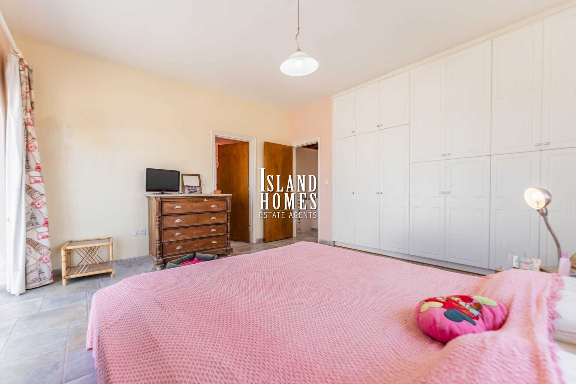 4 Bed, HouseFor Sale, Deryneia, Famagusta