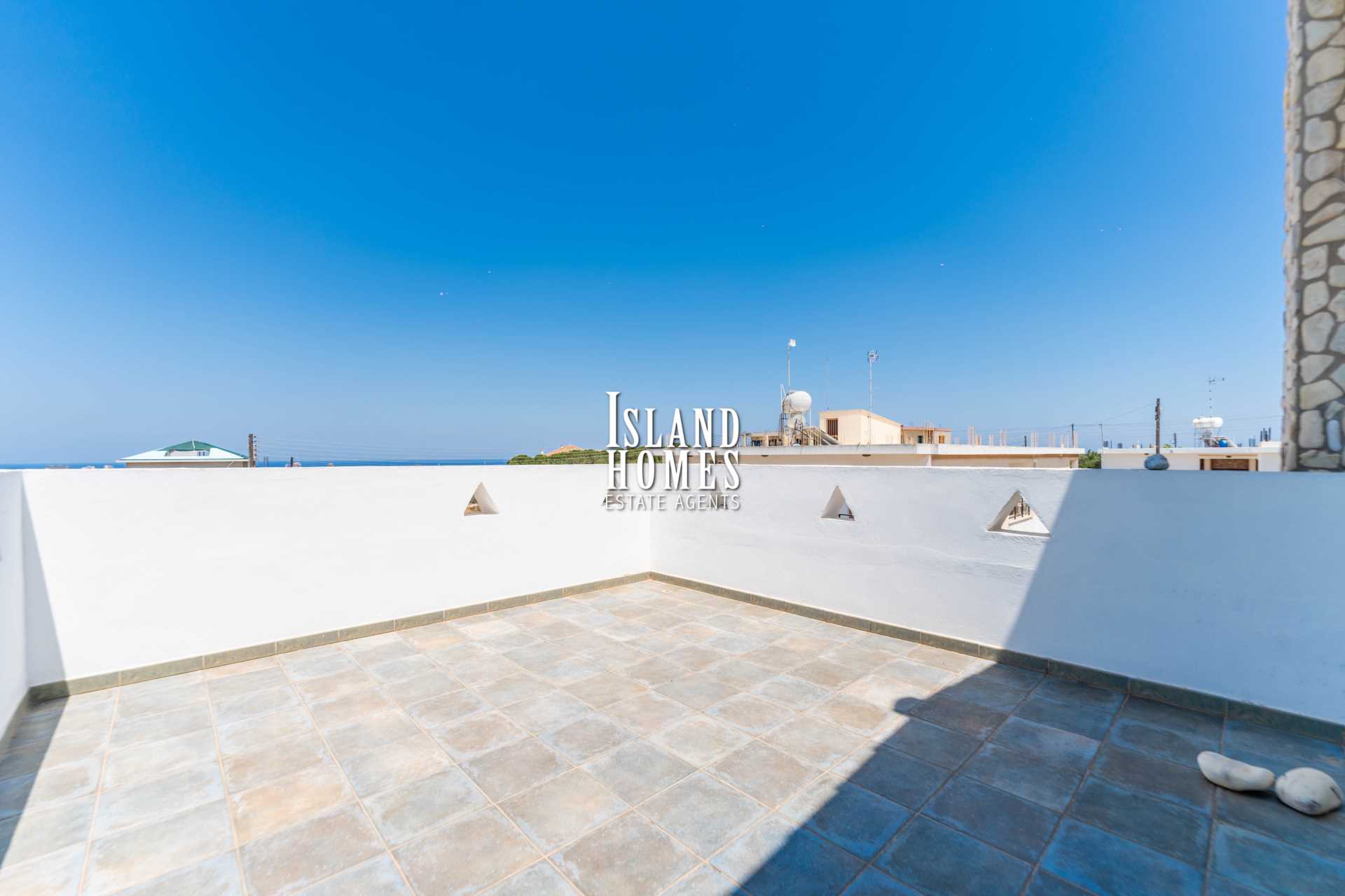 4 Bed, HouseFor Sale, Deryneia, Famagusta