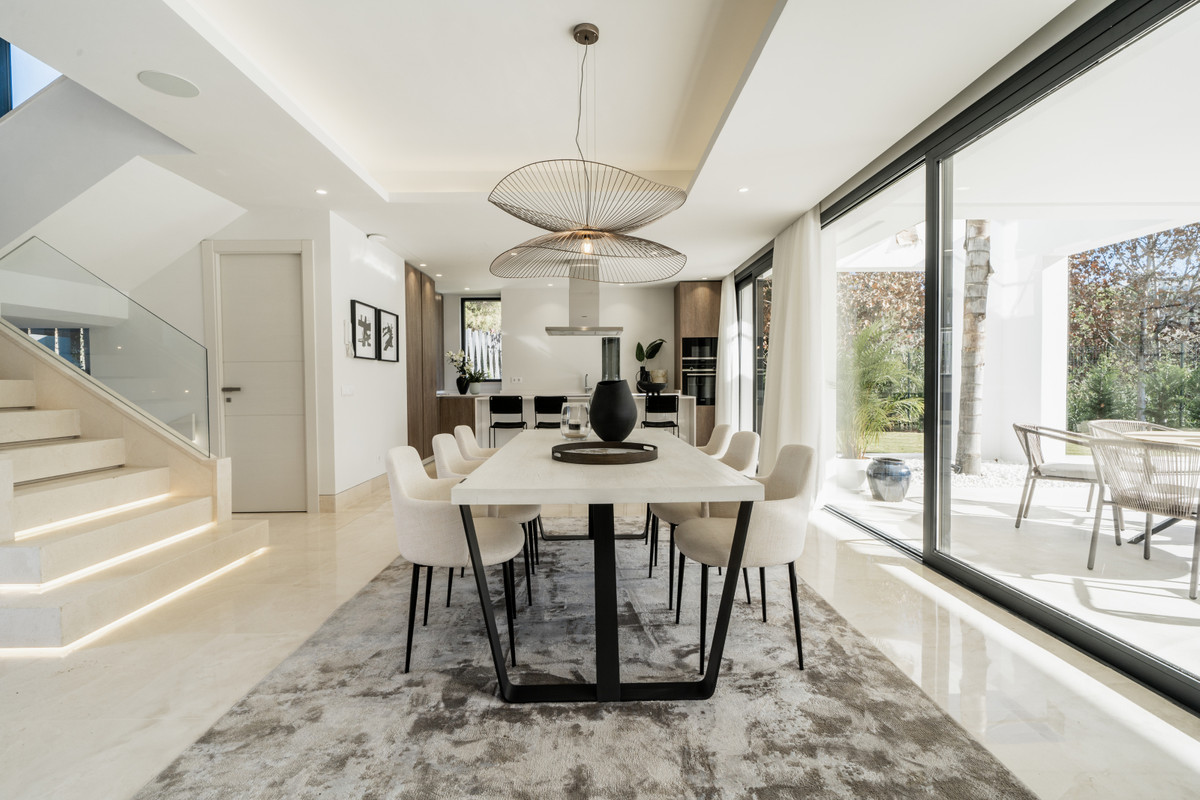 4 Bed, HouseFor Sale, Estepona, Costa del Sol