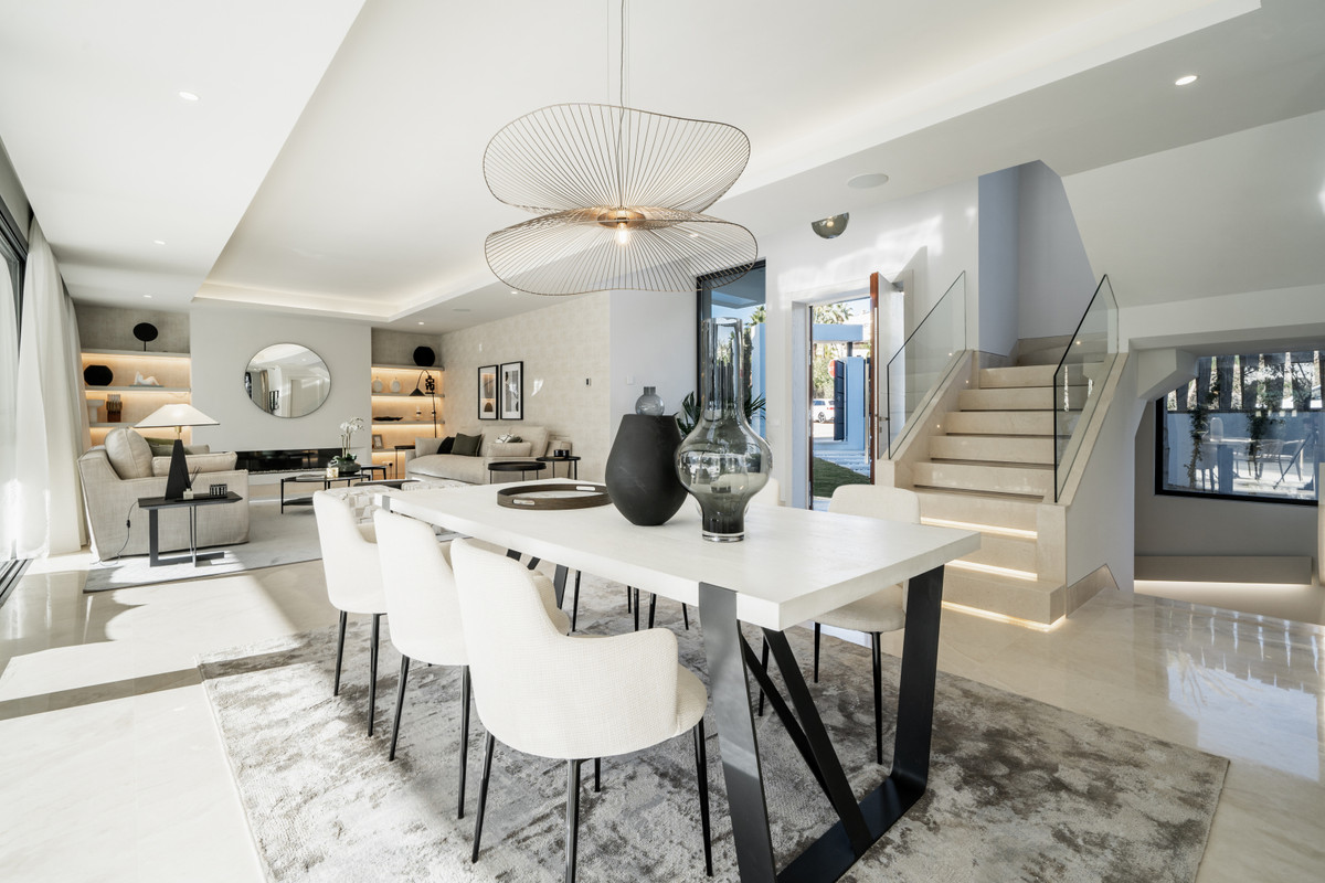 4 Bed, HouseFor Sale, Estepona, Costa del Sol