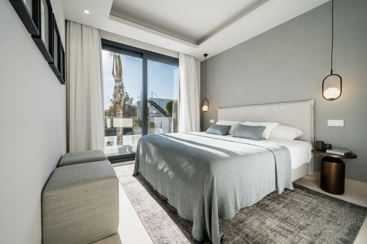 4 Bed, HouseFor Sale, Estepona, Costa del Sol