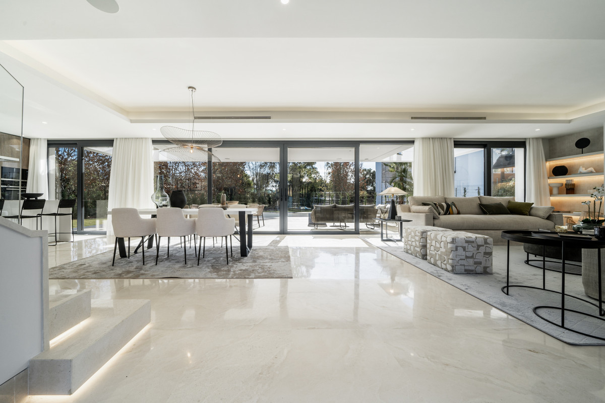 4 Bed, HouseFor Sale, Estepona, Costa del Sol