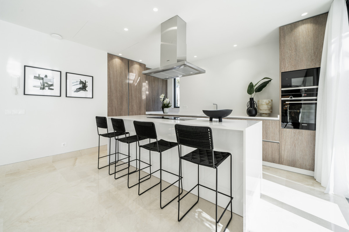 4 Bed, HouseFor Sale, Estepona, Costa del Sol