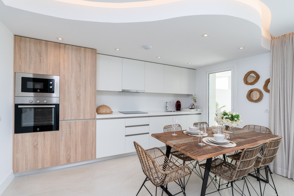 2 Bed, ApartmentFor Sale, San Roque, Cadiz