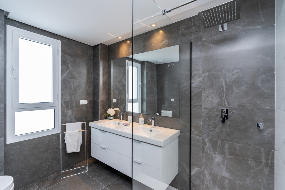 2 Bed, ApartmentFor Sale, San Roque, Cadiz