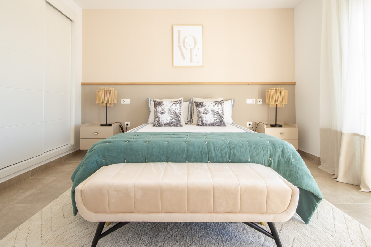 1 Bed, ApartmentFor Sale, Istán, Malaga