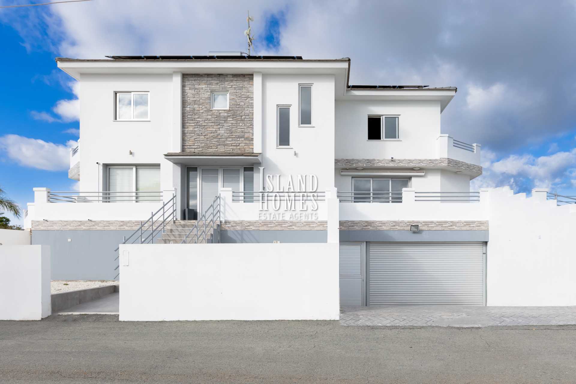 5 Bed, HouseFor Sale, Paralimni, Famagusta