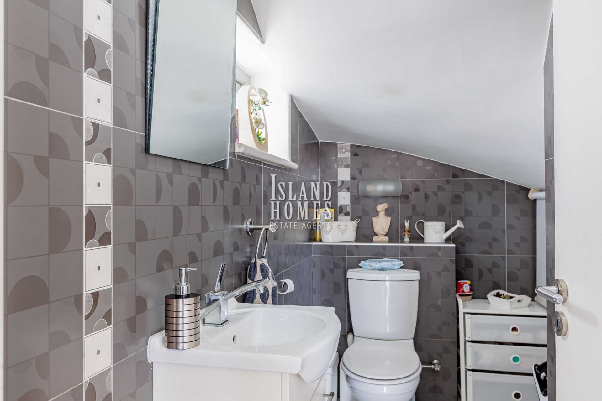 5 Bed, HouseFor Sale, Paralimni, Famagusta