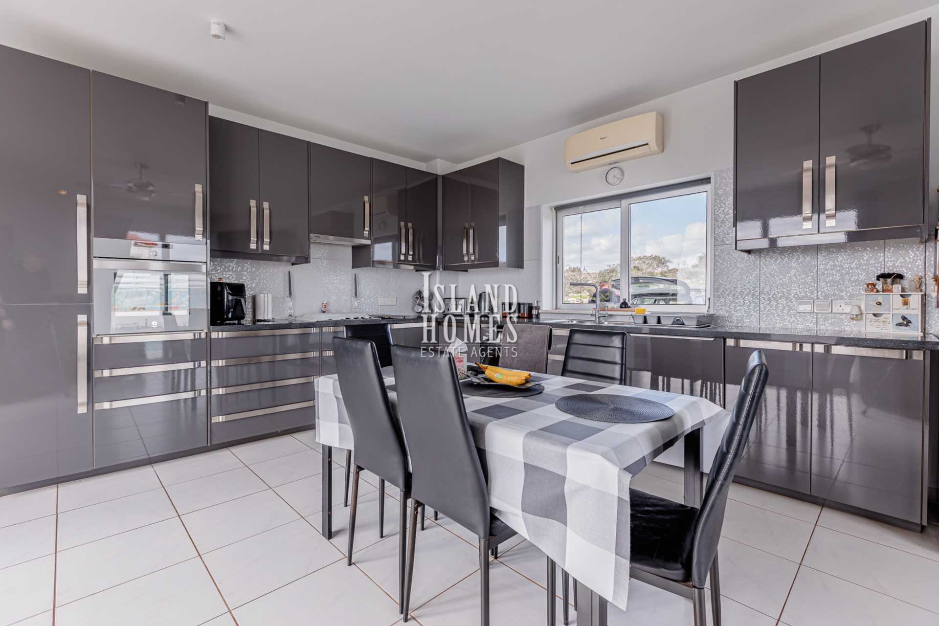 5 Bed, HouseFor Sale, Paralimni, Famagusta