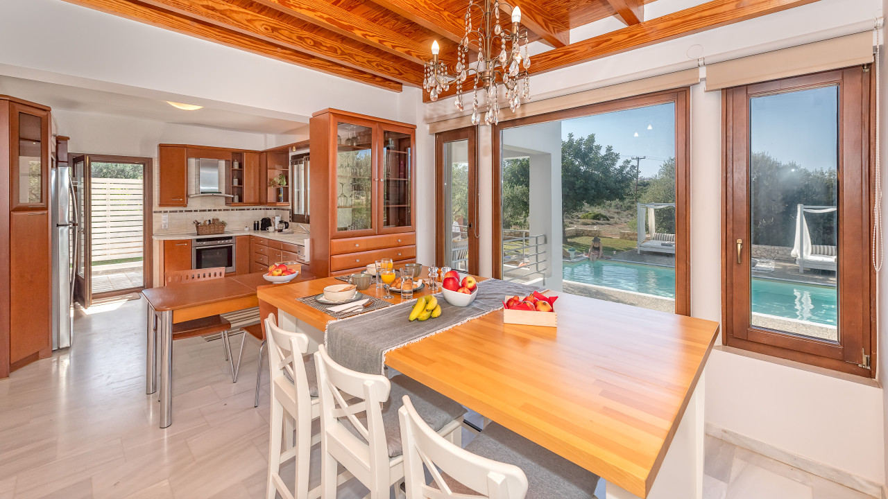 5 Bed, 4 Bath, HouseFor Sale, Chania, Crete