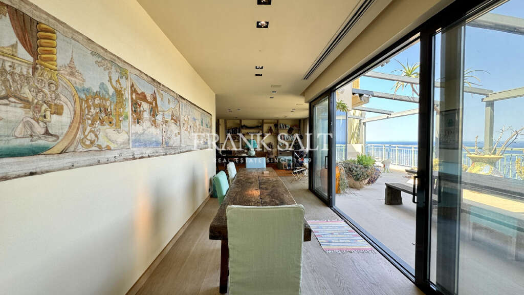 4 Bed, ApartmentFor Sale, Portomaso, Malta