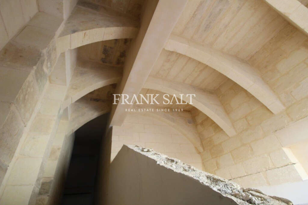 3 Bed, ApartmentFor Sale, Iz-Zebbug, Gozo