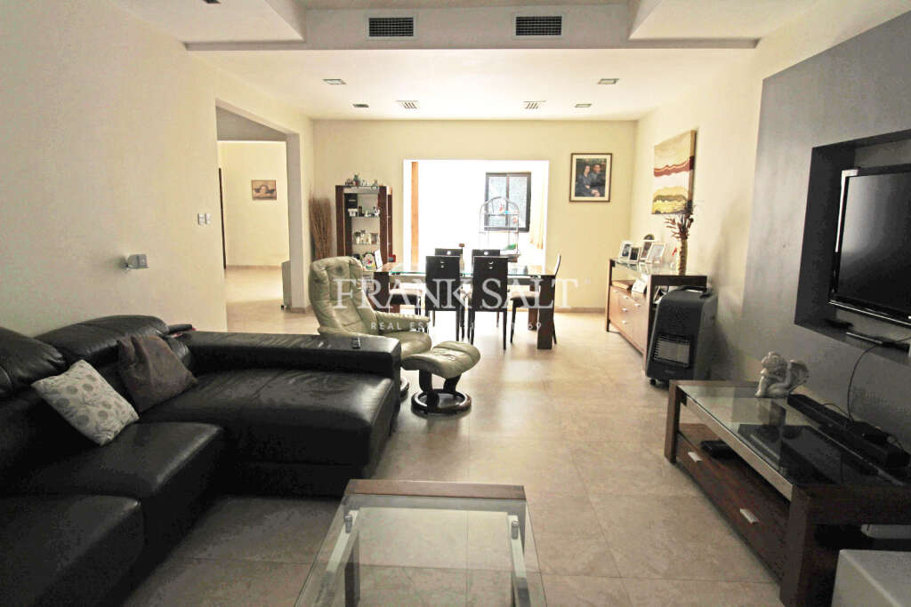 3 Bed, ApartmentFor Sale, Bahar ic-Caghaq, Malta