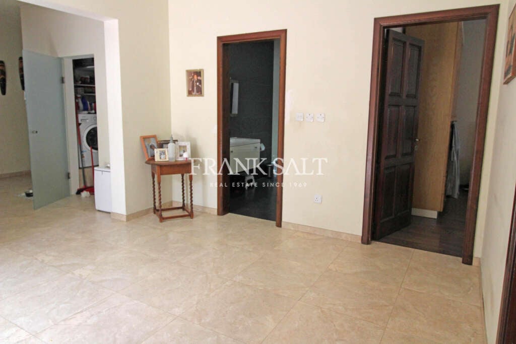 3 Bed, ApartmentFor Sale, Bahar ic-Caghaq, Malta