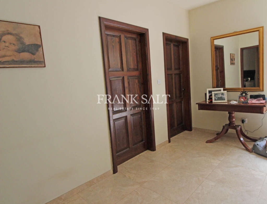 3 Bed, ApartmentFor Sale, Bahar ic-Caghaq, Malta