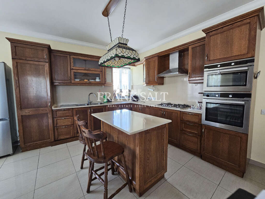 3 Bed, ApartmentFor Sale, Marsascala, Malta