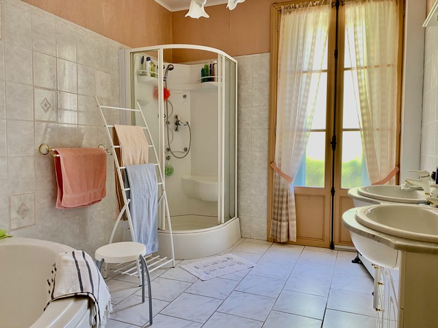 6 Bed, 2 Bath, HouseFor Sale, Cessenon Sur Orb, Herault, Languedoc-Roussillon, 34460