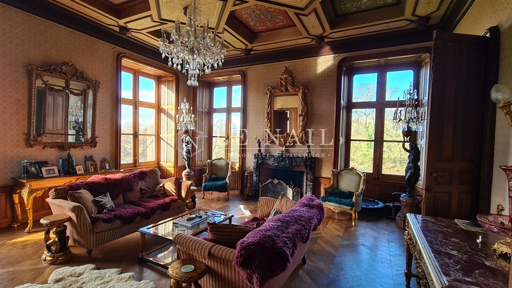 7 Bed, HouseFor Sale, Château-Gontier, Château-Gontier