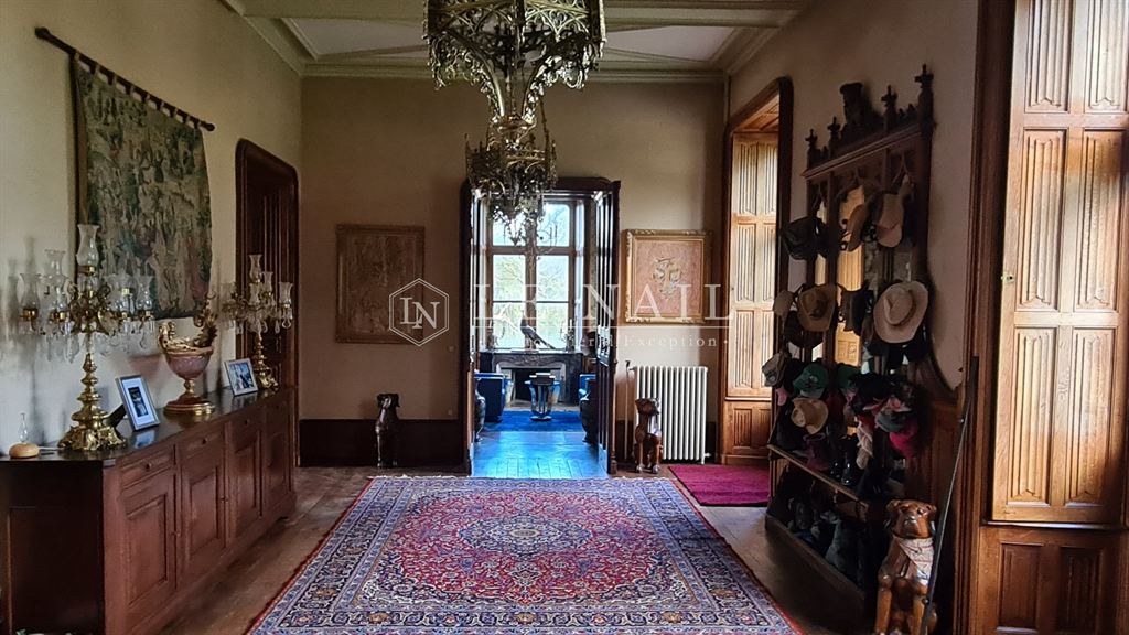 7 Bed, HouseFor Sale, Château-Gontier, Château-Gontier