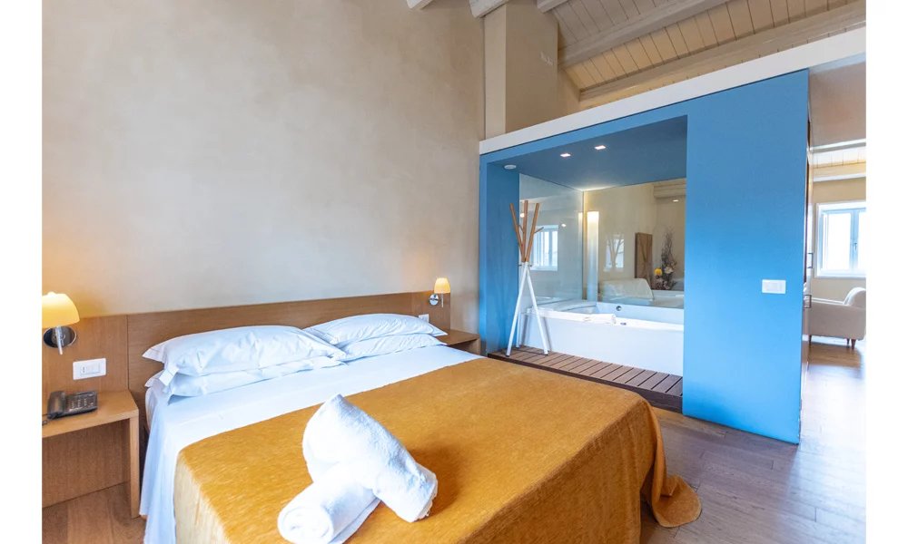 Commercial Property, For Sale