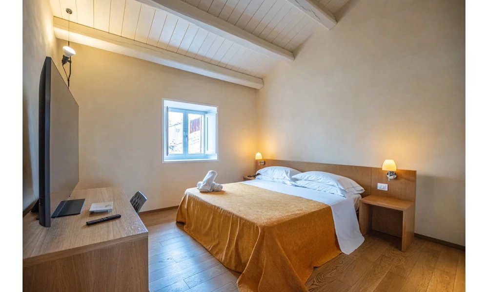 Commercial Property, For Sale