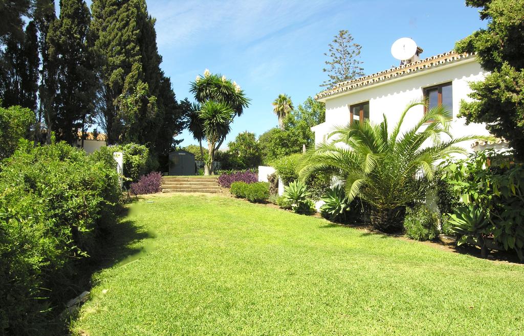 8 Bed, 8 Bath, HouseFor Sale, Marbella, Malaga, 29600 8 Bed, 8 Bath, HouseFor Sale, Marbella, Malaga, 29600