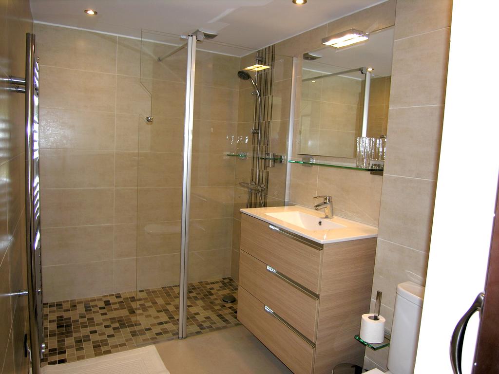 8 Bed, 8 Bath, HouseFor Sale, Marbella, Malaga, 29600 8 Bed, 8 Bath, HouseFor Sale, Marbella, Malaga, 29600