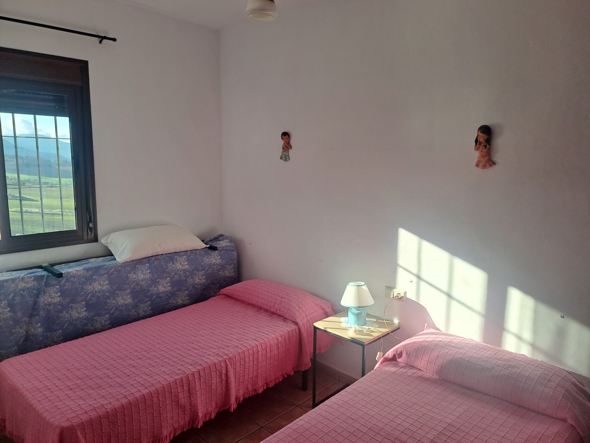 4 Bed, 2 Bath, HouseFor Sale, Montecorto, Malaga, 29430