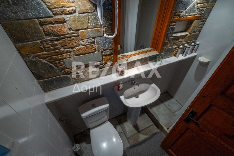 5 Bed, 5 Bath, HouseFor Sale, Tsagkarada, Mouresi, Magnesia