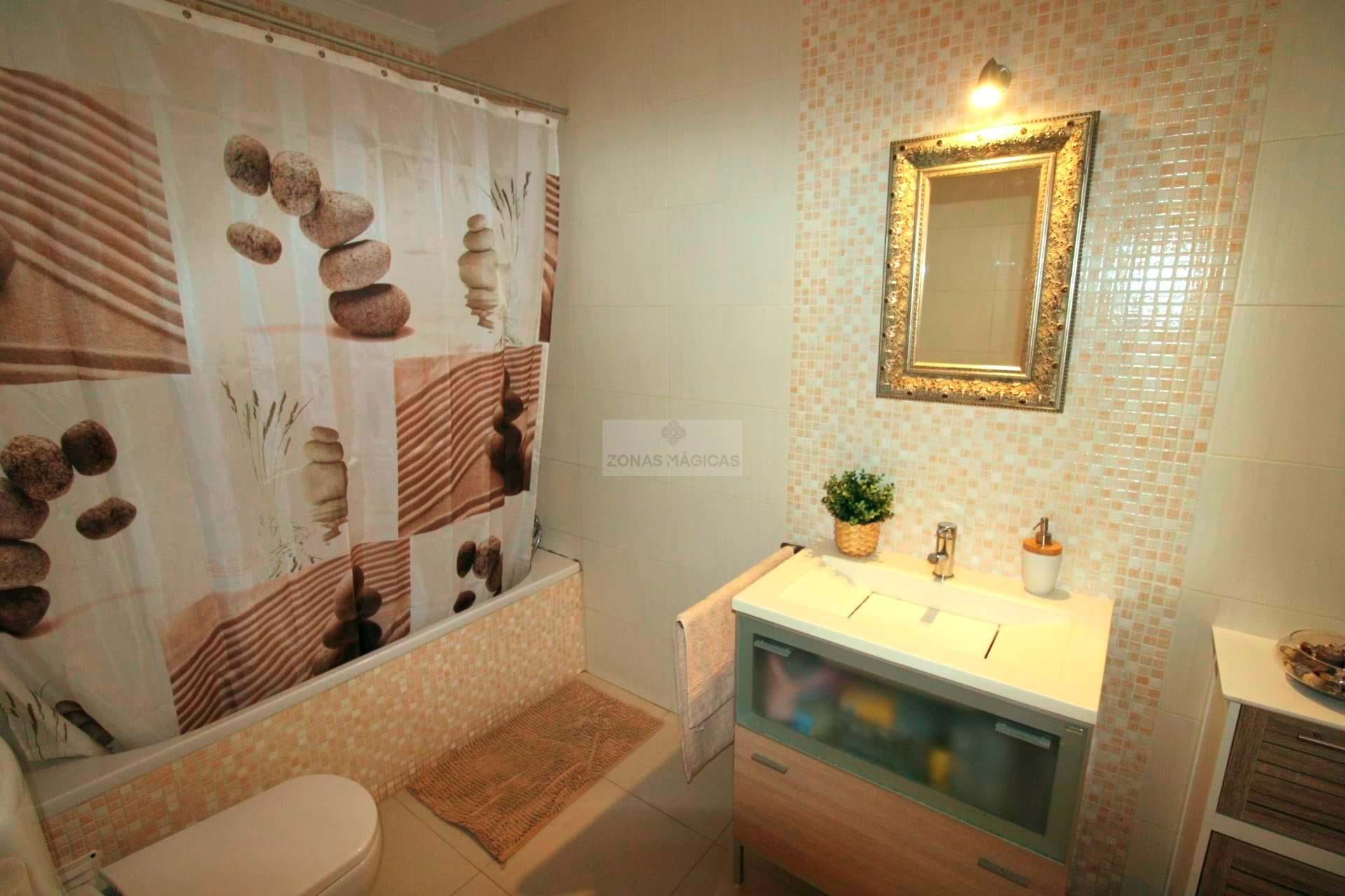 2 Bed, 2 Bath, ApartmentFor Sale, Lagos, Faro, 8600-773