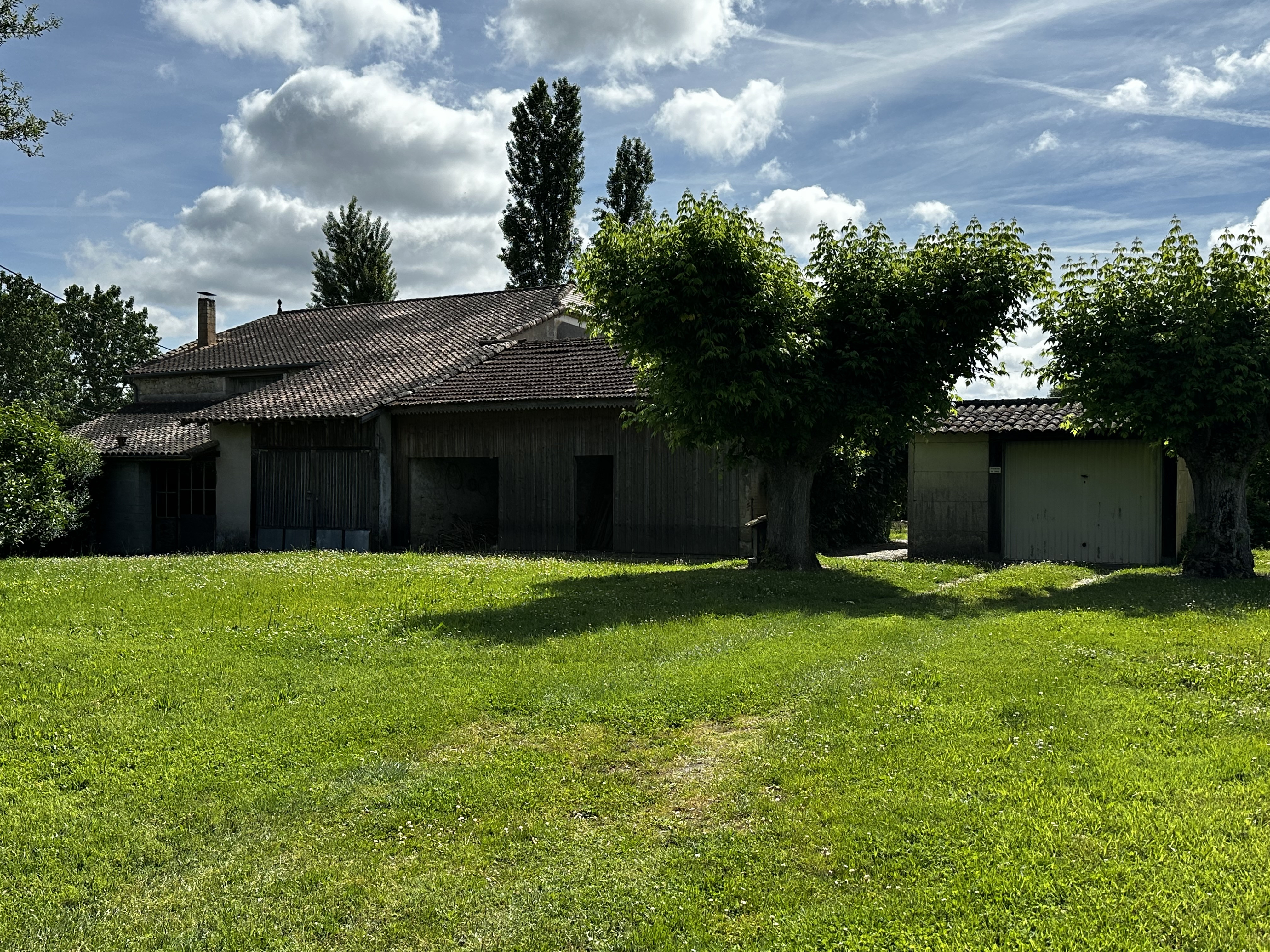 4 Bed, 1 Bath, HouseFor Sale, Taillecavat, Gironde, Aquitaine, 33580