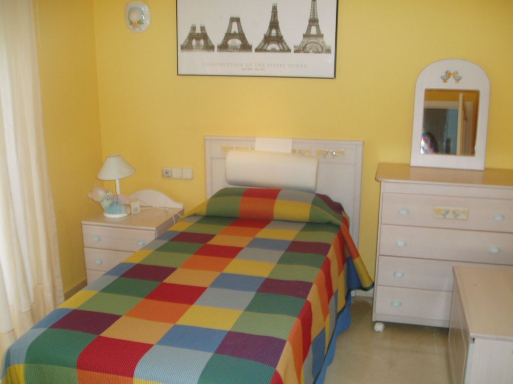 5 Bed, 3 Bath, HouseFor Sale, Estepona, Malaga 5 Bed, 3 Bath, HouseFor Sale, Estepona, Malaga