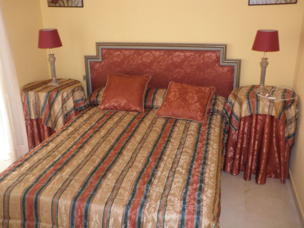 5 Bed, 3 Bath, HouseFor Sale, Estepona, Malaga 5 Bed, 3 Bath, HouseFor Sale, Estepona, Malaga