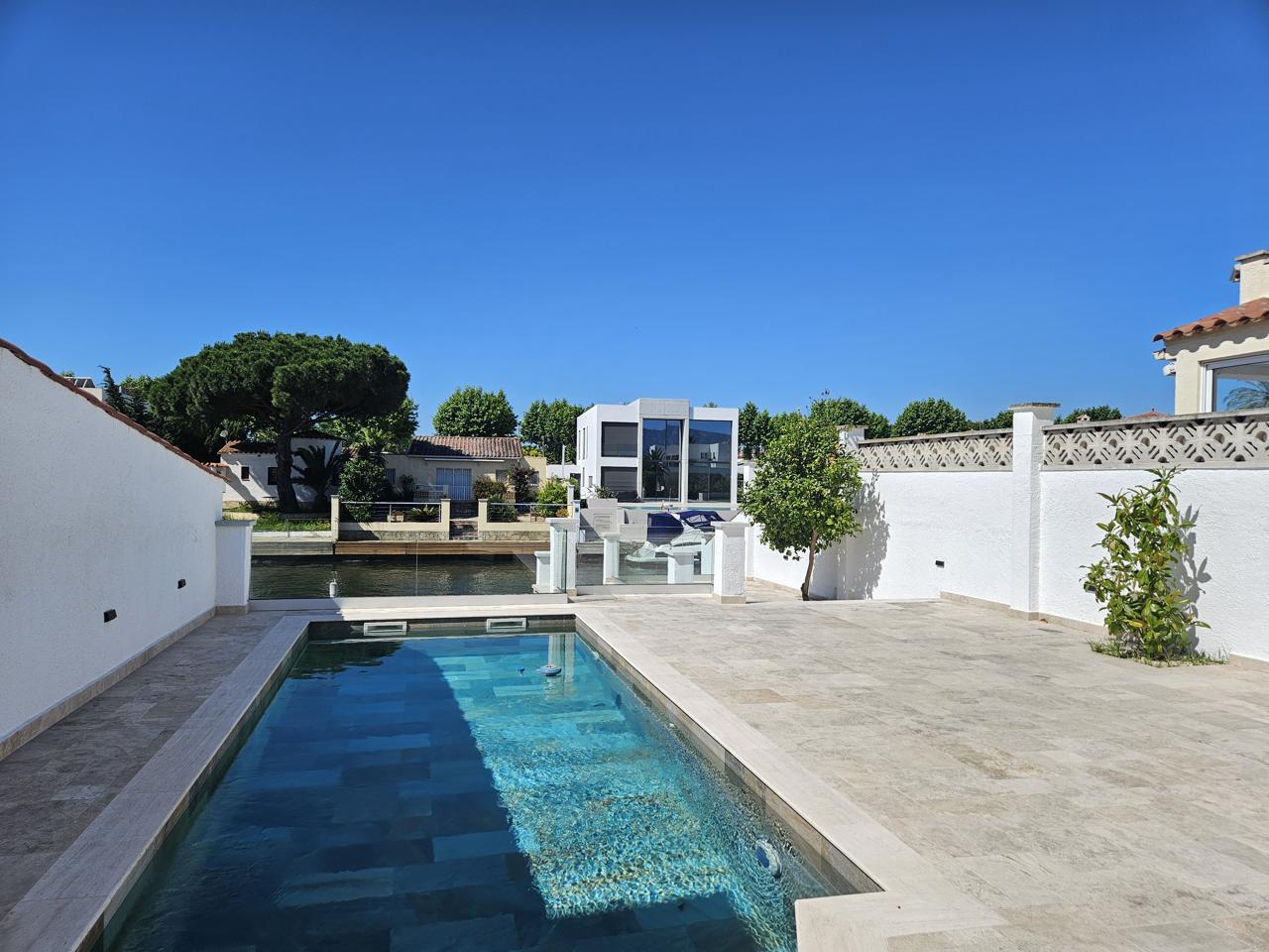 4 Bed, 4 Bath, HouseFor Sale, Empuriabrava, Girona, 17487 4 Bed, 4 Bath, HouseFor Sale, Empuriabrava, Girona, 17487