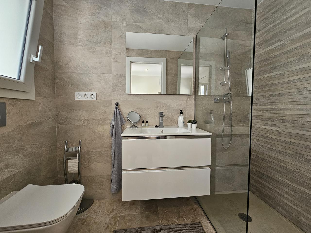 4 Bed, 4 Bath, HouseFor Sale, Empuriabrava, Girona, 17487 4 Bed, 4 Bath, HouseFor Sale, Empuriabrava, Girona, 17487