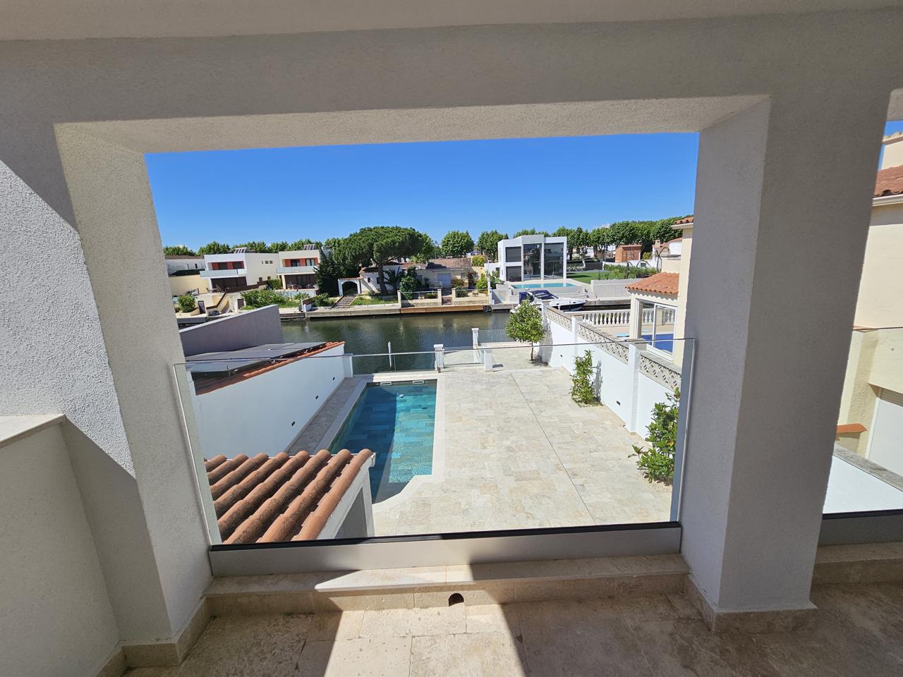 4 Bed, 4 Bath, HouseFor Sale, Empuriabrava, Girona, 17487 4 Bed, 4 Bath, HouseFor Sale, Empuriabrava, Girona, 17487