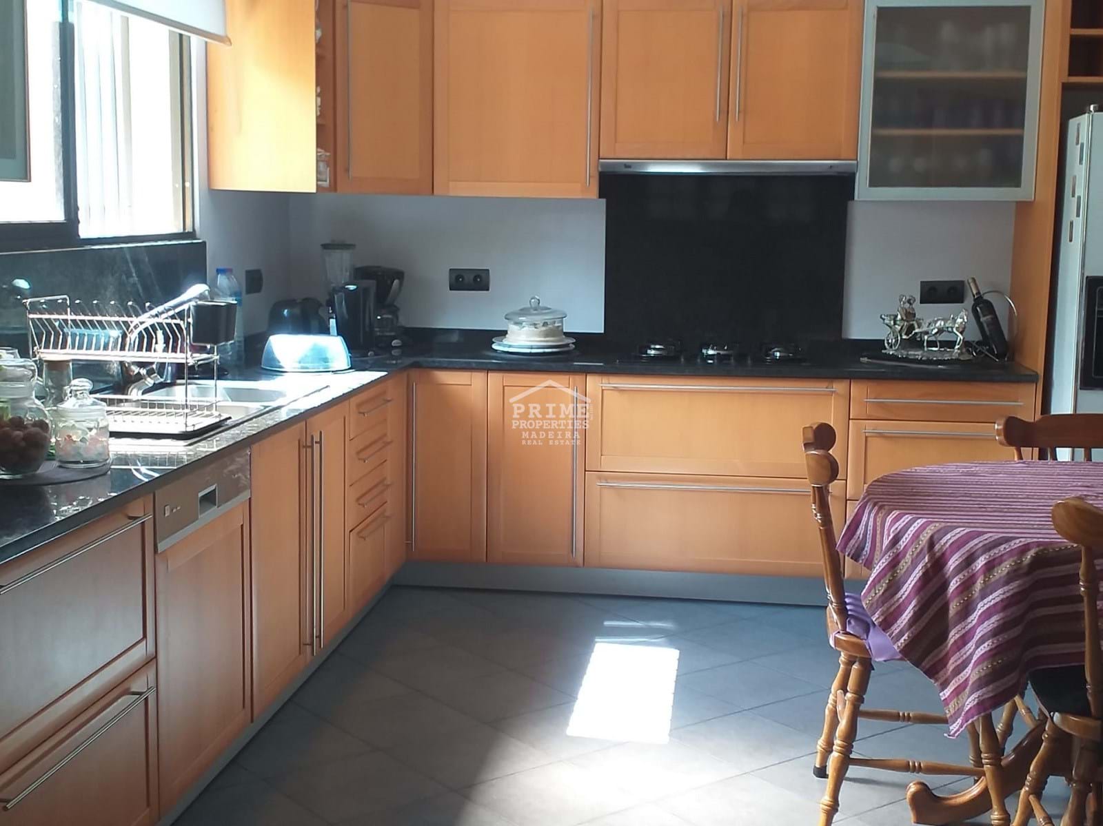 5 Bed, 4 Bath, HouseFor Sale, Funchal, Ilha da Madeira, 9000-100