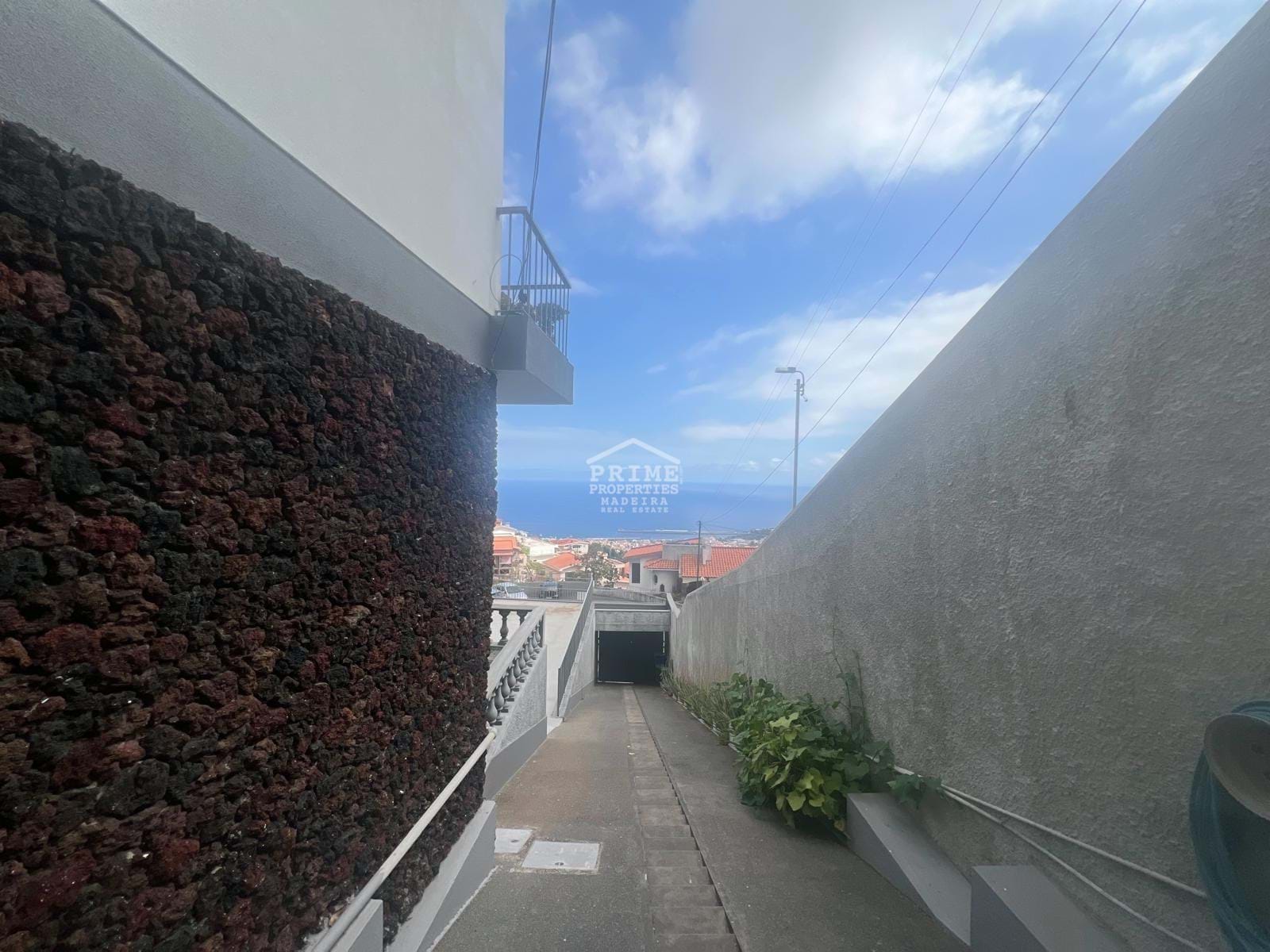 5 Bed, 4 Bath, HouseFor Sale, Funchal, Ilha da Madeira, 9000-100
