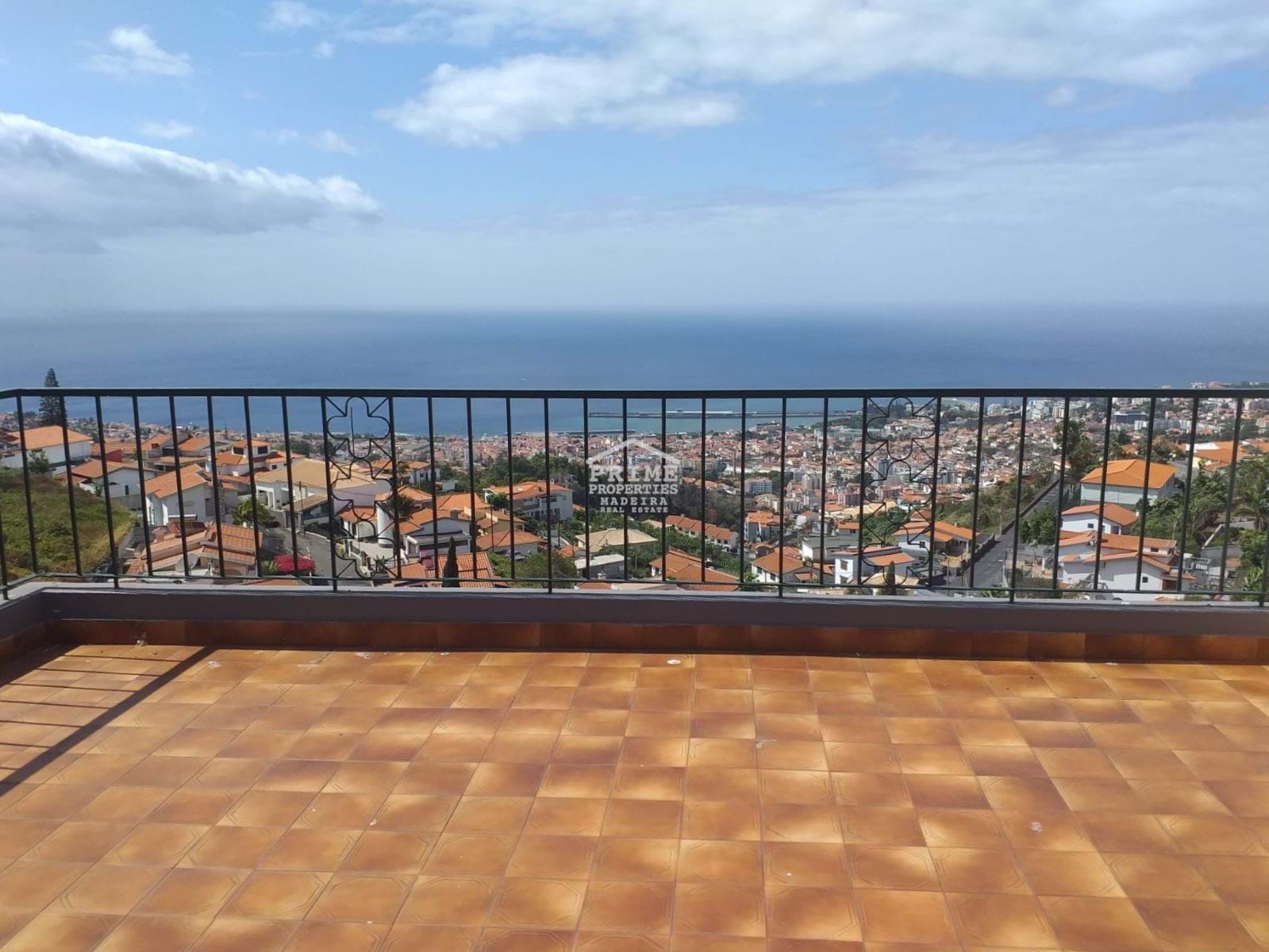 5 Bed, 4 Bath, HouseFor Sale, Funchal, Ilha da Madeira, 9000-100