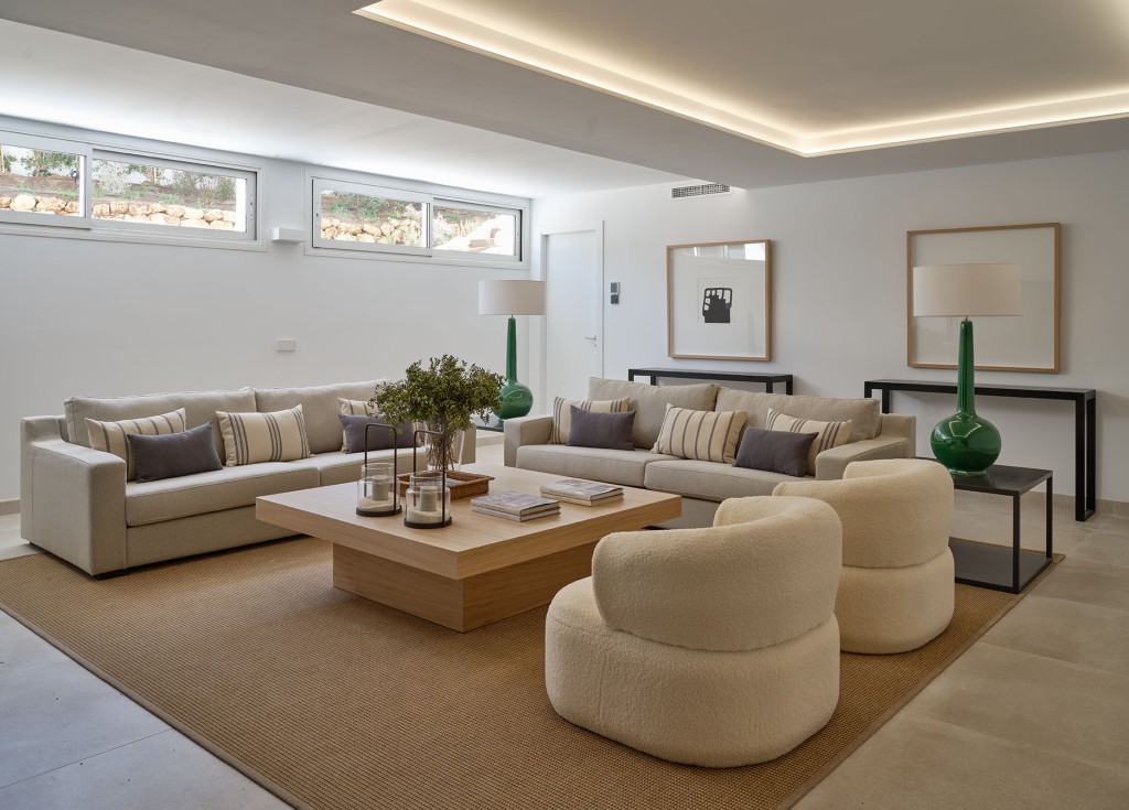 3 Bed, 3 Bath, HouseFor Sale, Marbella, Malaga 3 Bed, 3 Bath, HouseFor Sale, Marbella, Malaga